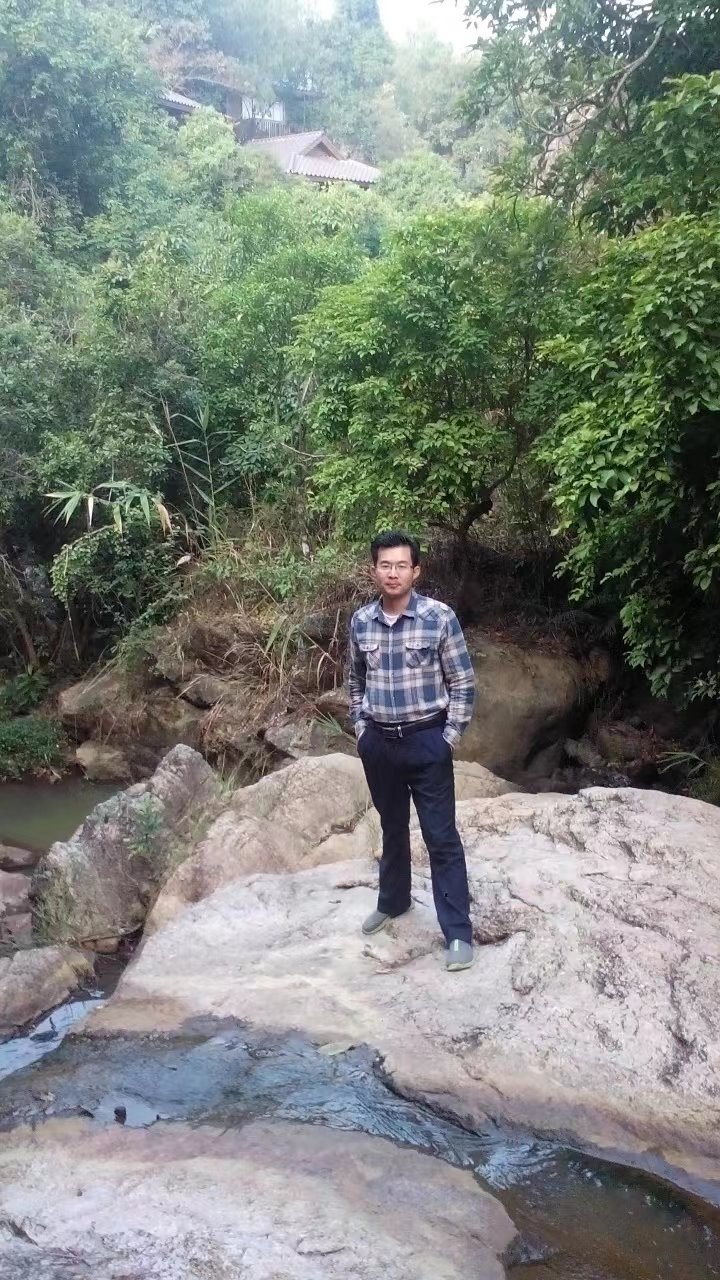 陈良周